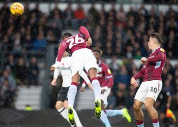 أحمد المحمدي يشارك في فوز أستون فيلا أمام ديربي كاونتي بالتشامبيونشيب