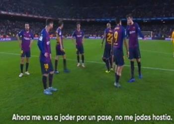 ماركا تكشف ماذا قال سواريز لبيكيه عقب نهاية مباراة برشلونة وبيتيس