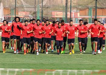 الأهلي يعود للتدريبات استعداد ا لمواجهة الوصل ومعلول يواصل التأهيل