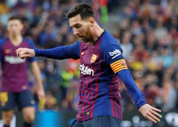 رقم بيليه التهديفي النادر هدف ميسي القادم مع برشلونة