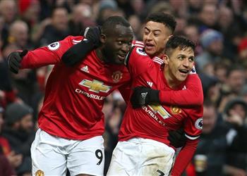 تقارير وكيل مهاجم مانشستر يونايتد يعرضه على ريال مدريد