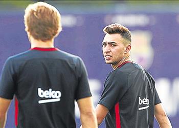 الحدادي يقترب من الرحيل عن برشلونة