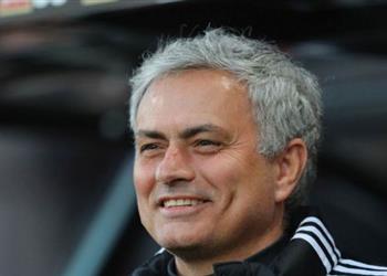 مورينيو يطلب من مانشستر يونايتد ضم نجم الكالتشيو