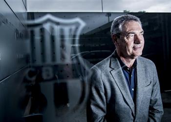 سيجورا يتحدث عن مفاوضات برشلونة مع بوجبا ورابيو ودي يونج