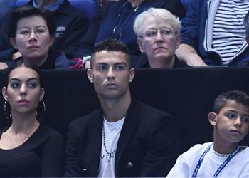 مدرب البرتغال يعلق على قضية رونالدو واستمرار غيابه عن المنتخب