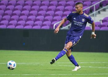 عمرو طارق محمد صلاح أيقونة للكرة المصرية وهدف أوروجواي سبب إخفاق المونديال