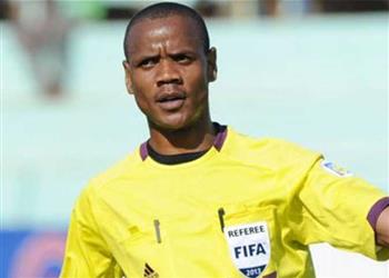 تقارير غانية إيقاف حكم مباراة الترجي وأول أغسطس في نصف نهائي دوري الأبطال