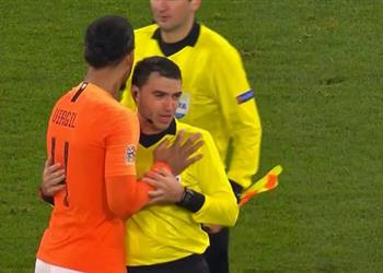 فيديو فان ديك يوضح السبب وراء بكاء حكم مباراة ألمانيا وهولندا