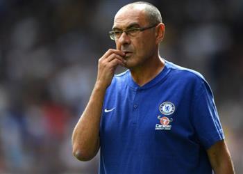 ساري يطلب من تشيلسي المنافسة على هدف برشلونة وريال مدريد