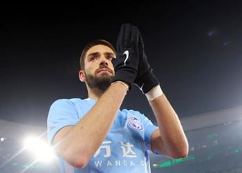 بعد كسر أنف زميله في التدريب كاراسكو يقدم تعويض مالي ضخم