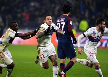لاعب ليون يفتح أبواب الرحيل وبرشلونة يراقب الموقف