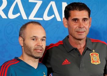 إنييستا يسترجع ذكرى سيئة في اخر مبارياته مع اسبانيا