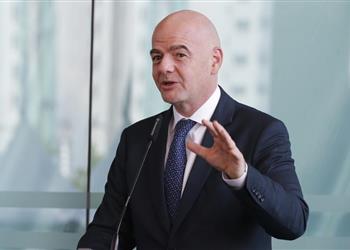 إنفانتينو يؤيد كونميبول بعد تأجيل نهائي كوبا ليبرتادوريس