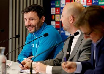 فان بومل نتائج برشلونة السيئة لن تقلل من قوته وإيندهوفن يلعب من أجل الفوز