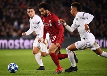 وارنوك منتقدًا أداء محمد صلاح بعد الهزيمة ضد سان جيرمان: يلعب بشكل فردي ولا  يساعد ليفربول - بطولات