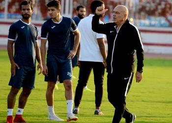 مران الزمالك جروس يحذر اللاعبين بعد وداع البطولة العربية وغياب دونجا