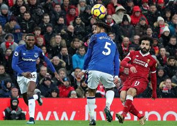 صلاح يقود هجوم ليفربول أمام إيفرتون في الديربي