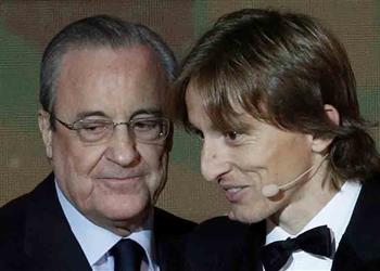 تقارير مودريتش قد يكون أحد ضحايا بيريز في ريال مدريد رغم الفوز بالكرة الذهبية