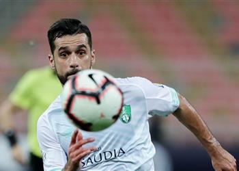 فيديو عبد الشافي وعبد الله السعيد يشاركان في تأهل أهلي جدة لربع نهائي البطولة العربية