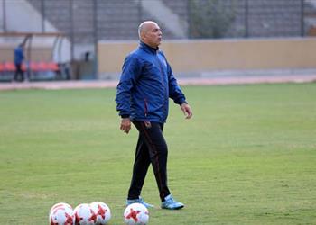 محمد يوسف يوضح موقفه من رحيل مدافع الأهلي