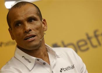 ريفالدو يعلق على السوبر كلاسيكو ويكشف عن توقعاته لديربي كتالونيا