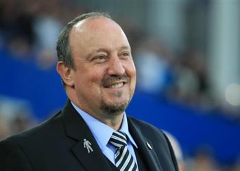 بينيتيز يحذر نابولي من خطورة محمد صلاح قبل مواجهة دوري الأبطال الحاسمة