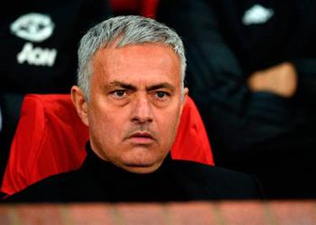 مورينيو يحسم موقف بوجبا من المشاركة أمام فالنسيا بدوري الأبطال