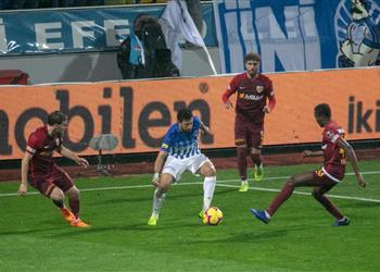 فيديو تريزيجيه يشارك في هزيمة قاسم باشا أمام قيصري سبور ويهدر ركلة جزاء مجدد ا