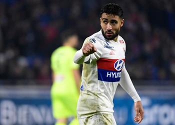 تشيلسي يختار نبيل فقير لخلافة هازارد