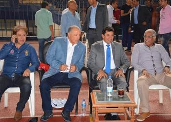 وزير الرياضة يكلف اتحاد الكرة ببحث إمكانية استضافة أمم إفريقيا 2019