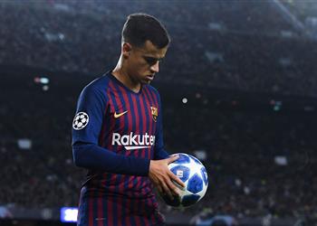 سبورت توضح سبب اجتماع كوتينيو بلاعبي ليفربول