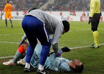 موراتا يتعرض لإصابة بالركبة في مواجهة مول فيدي