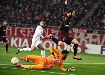 ليوناردو التحكيم تسبب في خسارة ميلان وضوضاء جماهير أولمبياكوس غير طبيعية