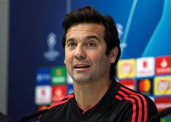 سولاري الهزيمة من سسكا كانت مفيدة ويدافع عن نفسه بشأن نافاس