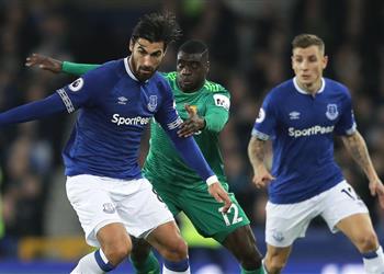 جوميش مررت بفترة صعبة في برشلونة بسبب ابي وامي