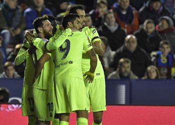 فيديو هاتريك ميسي يقود برشلونة للثأر من ليفانتي بخماسية مدوية