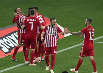 أولمبياكوس يواصل مطاردة باوك على صدارة الدوري اليوناني في غياب احمد كوكا