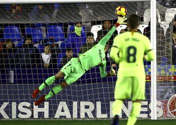 تير شتيجن برشلونة تحسن دفاعي ا وديمبلي لعب بشكل رائع أمام ليفانتي