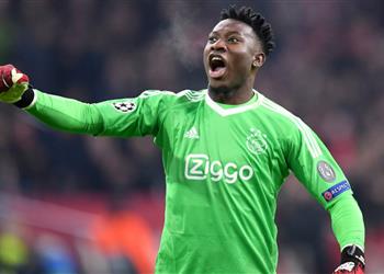 حارس أياكس يحمل خبرا سارا لبرشلونة عن دي ليخت ودي يونج