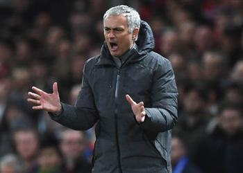 تقارير تمرد اللاعبين تسبب في إقالة مورينيو