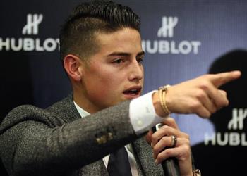 خاميس يحسم الجدل حول مستقبله ويوضح حقيقة خلافه مع كوفاتش