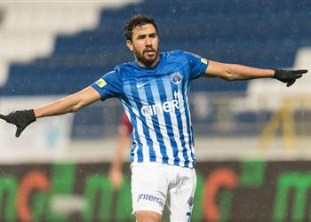 بمشاركة تريزيجيه قاسم باشا يكتسح بشيكتاش برباعية مقابل هدف بالدوري التركي