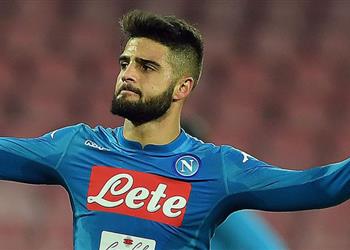 نابولي يشترط مبلغ ا كبير ا لرحيل إنسيني إلى ليفربول