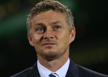 مانشستر يونايتد يفاضل بين 3 مدافعين في الميركاتو الشتوي