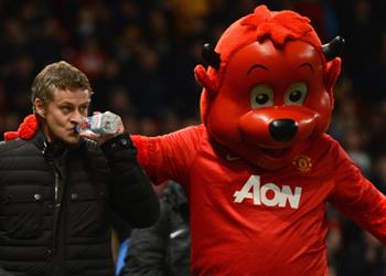 سولشاير يتخذ أول قراراته مع مانشستر يونايتد