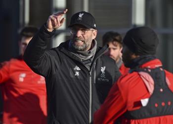 كلوب هناك من سيطالب برحيلي حتى ولو حقق ليفربول الألقاب