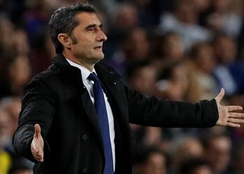 صحيفة كتالونية تنصح برشلونة بالتعاقد مع مدافع أتليتكو مدريد على طريقة لينجليت