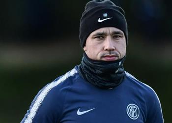 الكشف عن سبب إيقاف إنتر ميلان لنيانجولان