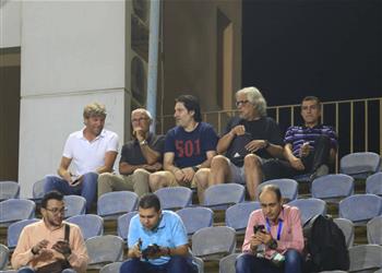جماهير الزمالك تستقبل مدرب المنتخب في بتروسبورت باسم يا كوبر