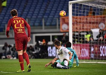 بالفيديو روما يتخطى ساسولو بثلاثية في منافسات الكالتشيو
